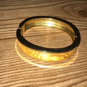 Gold bangle